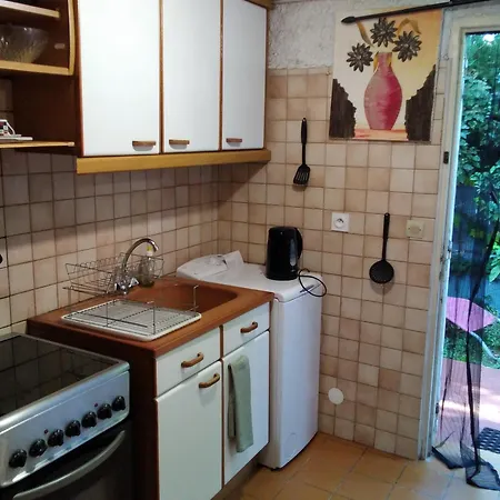 Style Grotte Apartment Istres Exterior photo